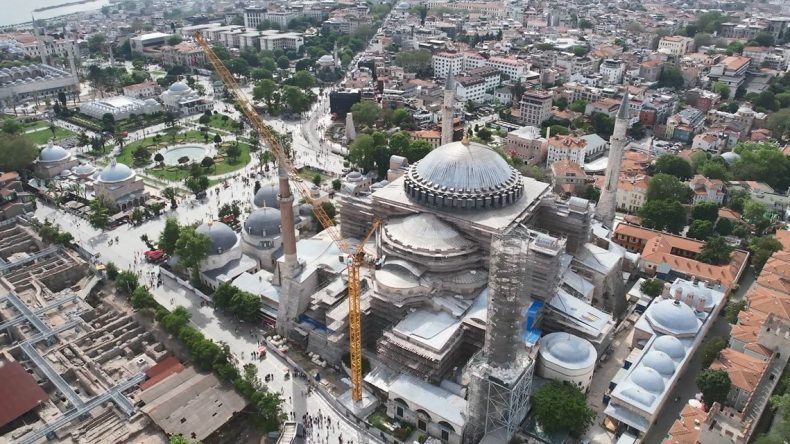 Ayasofya Camii’nde Restorasyon Havadan Görüntülendi