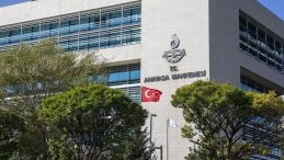 AYM, Sahipsiz Hayvanlarla İlgili Yasa İptal Talebini 7 Mayıs’ta Görüşecek