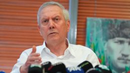 Aziz Yıldırım Daha Fazla Dayanamadı