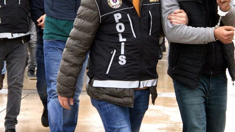 Baba ve Oğulları Uyuşturucu Ticaretinden Tutuklandı