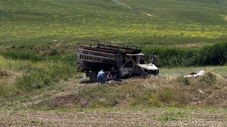 Baba ve Oğulun Yanmış Cesetleri Kamyonetten Çıktı