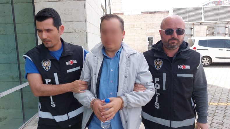 Bagajında Silah Stoku Bulundu