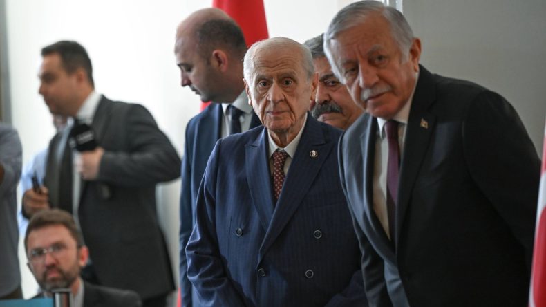 Bahçeli, ‘Bekletecek’: Tarih Verdi, ‘Geleceğim İnşallah’