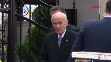 Bahçeli, Erdoğan ile Görüşmek Üzere Konutuna Giriş Yaptı
