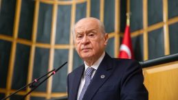 Bahçeli’den Vefat Eden Sırrı Süreyya Önder İçin Birlik Mesajı: Manevi Bir Armağan Olacak