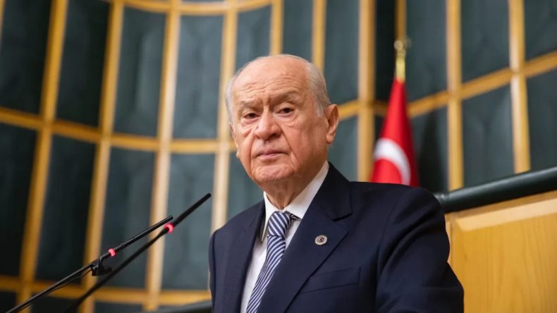 Bahçeli’den Vefat Eden Sırrı Süreyya Önder İçin Birlik Mesajı: Manevi Bir Armağan Olacak