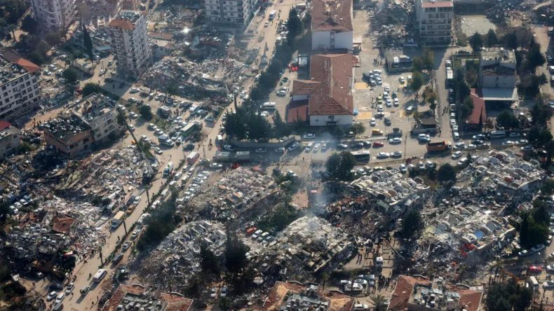 Bakan Şimşek, Deprem Bölgesindeki Mücbir Sebep Halinin Son Kez Uzatıldığını Duyurdu