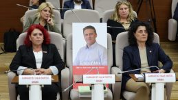 Bakırköy Belediyesi Meclisi’nde Tutuklamalara Tepki