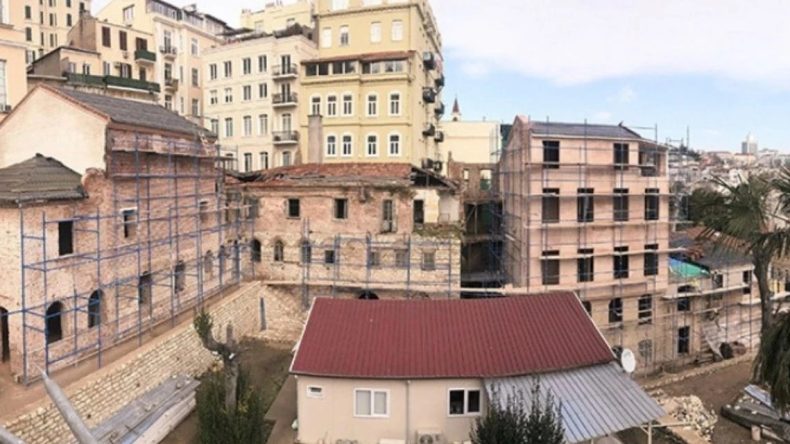 Beyoğlu Belediyesi’nin Sanat Merkezinin Boşaltılması Kararı!