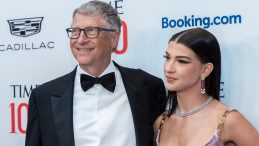 Bill Gates’in Kızı Babasının Rahatsızlığını Açıkladı
