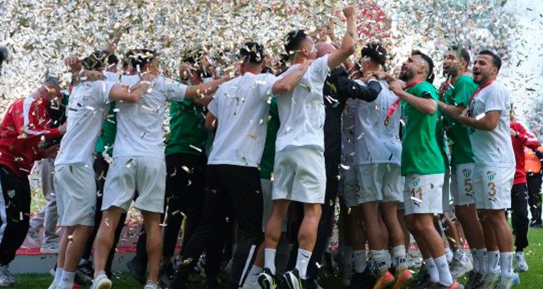 Bursaspor’da Şampiyonluk Sonrası Büyük Tehlike: 8 Futbolcunun İsimleri Geçiyor