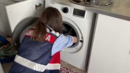 Çamaşır Makinesinden Kalaşnikoflar Ele Geçirildi