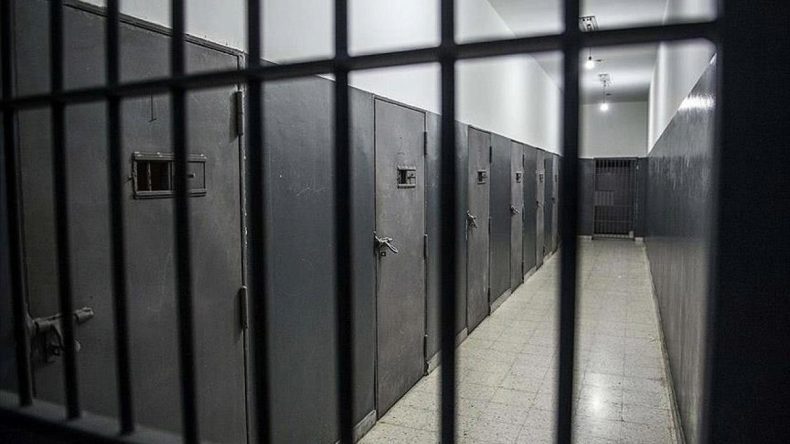 ‘Cezaevleri şu an ülkenin kanayan yarası’ dedi, rakam verdi: ‘Sıkıntı büyük’