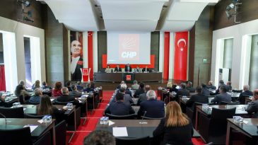 CHP: Silah Bırakmaya Evet, Lozan ve Anayasa Tartışmasına Hayır