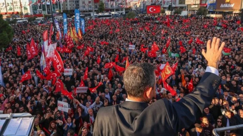 CHP’den Bursa’da “Millet İradesine Sahip Çıkıyor” Mitingi