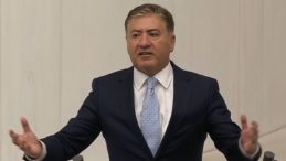 CHP’li Emir’den AKP’liye Sert Sözler: Köle Misiniz? Emir Eri Misiniz, Piyon Musunuz?
