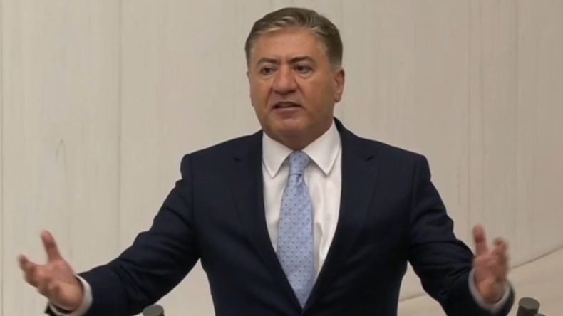CHP’li Emir’den AKP’liye Sert Sözler: Köle Misiniz? Emir Eri Misiniz, Piyon Musunuz?
