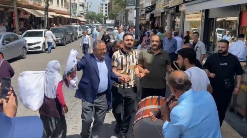 CHP’nin Tartışmalı Fotoğrafı