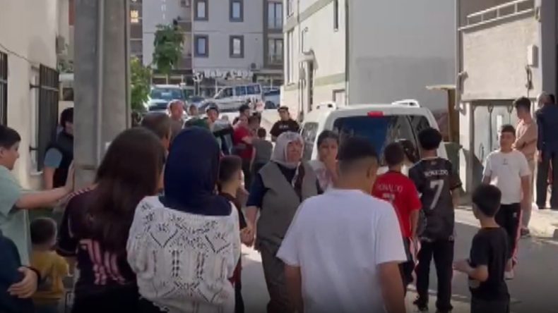 Çöp Atma Tartışması Kılıçlı Kavgaya Dönüştü