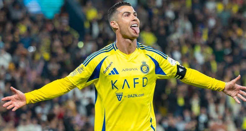 Cristiano Ronaldo İmzasını Attı