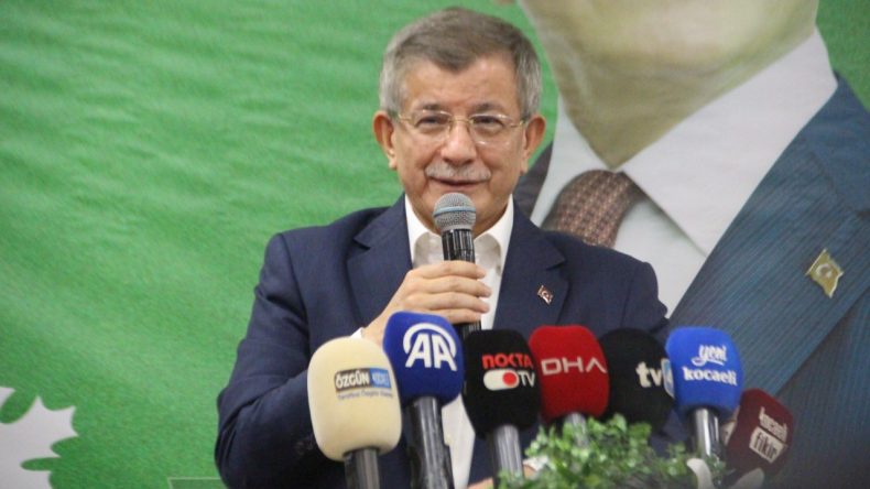 Davutoğlu: Çetelerin Sonu Gelmeden Huzur Yok