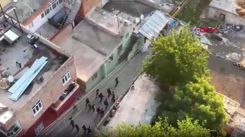 Değeri 2 Milyar TL! Helikopterle Gerçekleştirilen Esrar Operasyonu