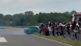 Dehşet Kaza: Seyircilere Çarpan Araçta Çok Sayıda Yaralı!