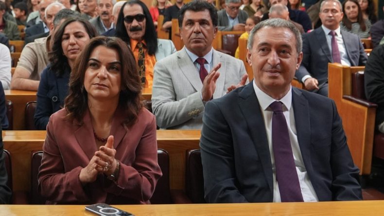 DEM Parti’de Hedef Tüm Partilerle Temas