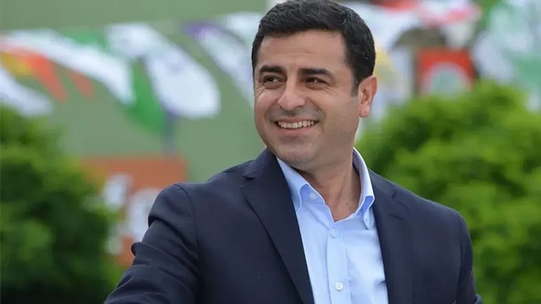 Demirtaş’tan PKK’nın Fesih Kararı Sonrası Önemli Mesaj