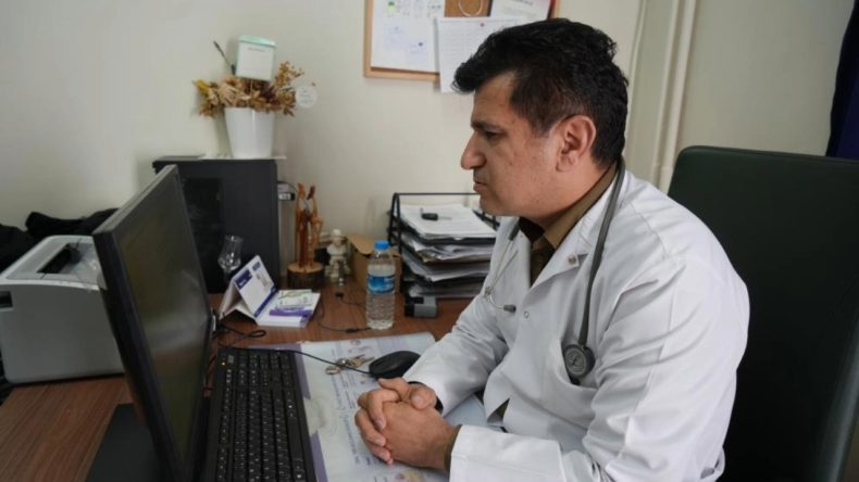 Depresyona Girdi, 56 Gün Uyumadı: Uzmanlar Şokta, ‘Donmuş Gibiydi’