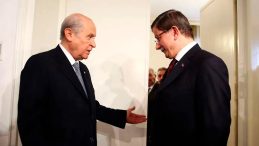 Devlet Bahçeli, Ahmet Davutoğlu’na Teşekkür Telefonu Açtı