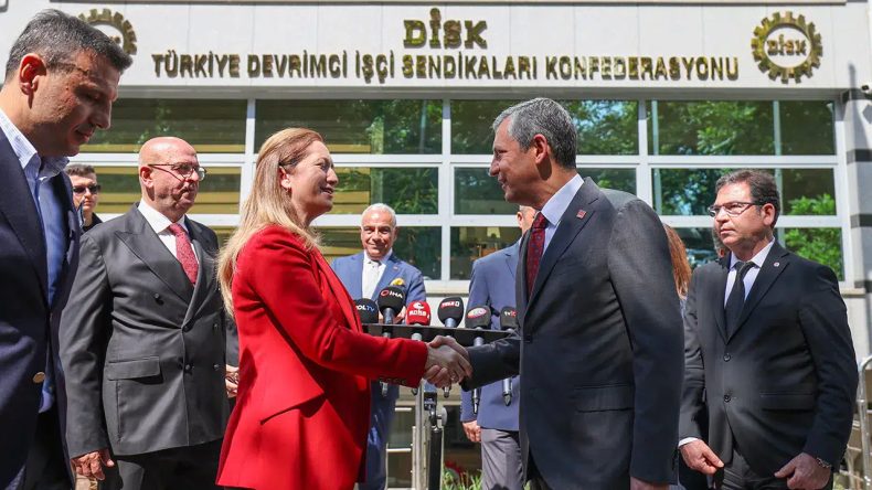 DİSK ve TİSK’i ziyaret eden Özgür Özel: Asgari ücrete ara zam için mücadeleyi büyütmeliyiz