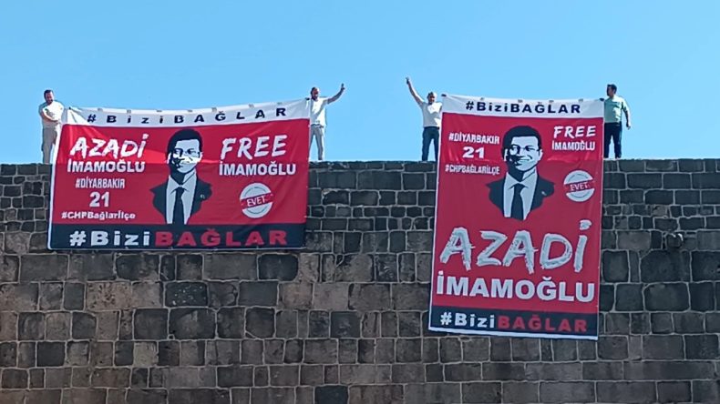Diyarbakır Surları’nda İmamoğlu Pankartına El Konuldu