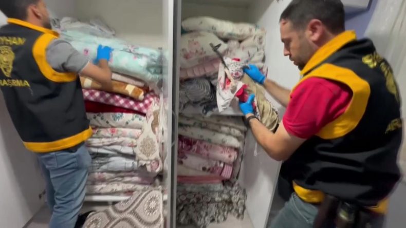 Dolaptan AK-47 Çıktı