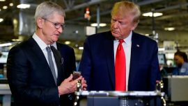 Donald Trump’tan Apple’a çağrı: iPhone’ları ABD’de üretin ya da yüzde 25 gümrük vergisi ödeyin