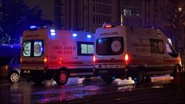 Düğün Hazırlıklarının Gölgesinde Kavga: Baba ve Oğul Yaralandı