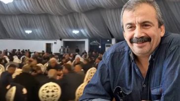 Düğün Müziksiz Gerçekleşti: Sırrı Süreyya Önder İçin Dua Edildi
