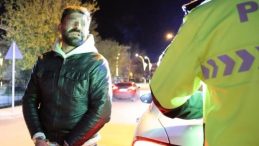 Ehliyetsiz, Alkollü ve Dertli: ‘Bıktım Bu Hayattan’