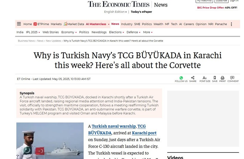 TCG Büyükada Karaçi Limanı'nda