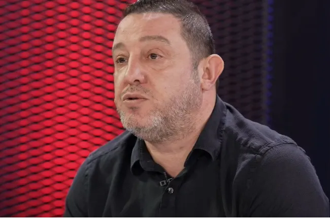 Nihat Kahveci ve Çocukları