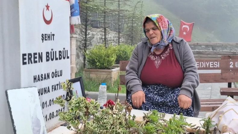 Eren Bülbül’ün Anneden PKK’nın Fesih Kararına Duygusal Tepki