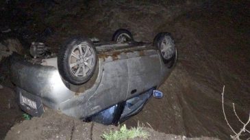 Erzurum’da otomobil dereye uçtu: 3 kişi yaralandı