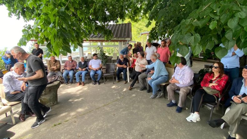 Esenkıyılılar’dan AKP’li Başkana ‘Beton Santrali’ Tepkisi
