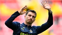 Fenerbahçe’den Mert Hakan Yandaş’ın Ayağı Kesilebilir İddialarına Yanıt