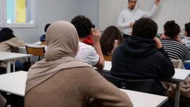 Fransa’da Gündem: 15 Yaşın Altına Türban Yasağı