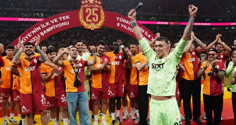 Galatasaray’ın Görüşeceği Forveti Duyuruldu