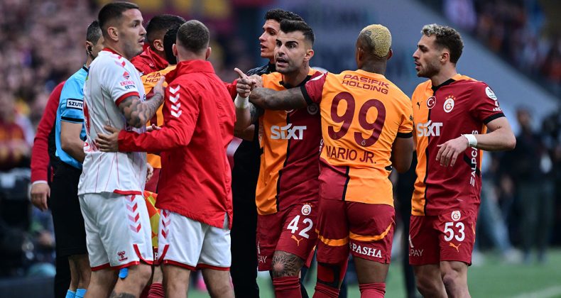 Galatasaray Maçı İstifa Getirdi