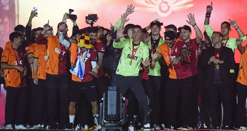 Galatasaray’da Şok Gelişmeler: Tepkiler Büyüyor