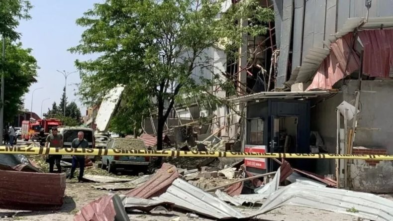 Gaziantep’te Halı Fabrikasında Patlama: Yaralılar Var