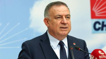 Gökan Zeybek: İktidarın Şirazesi Tamamen Kaymıştır